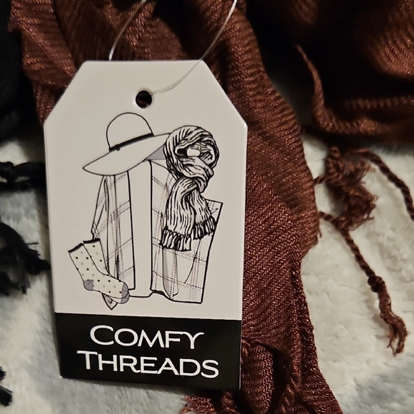 3 Comfy Thread Womens Gray Black Brown 100% Polyester Fringed Scarves Wraparound - Picture 2 of 9